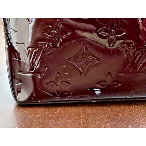 LOUIS VUITTON Monogram Vernis Tote Patent Leather Wilshire MM Amarante Burgundy - Picture 10 of 16